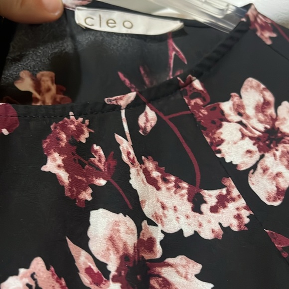 Cleo Blouse XL/XXL - Picture 2 of 2